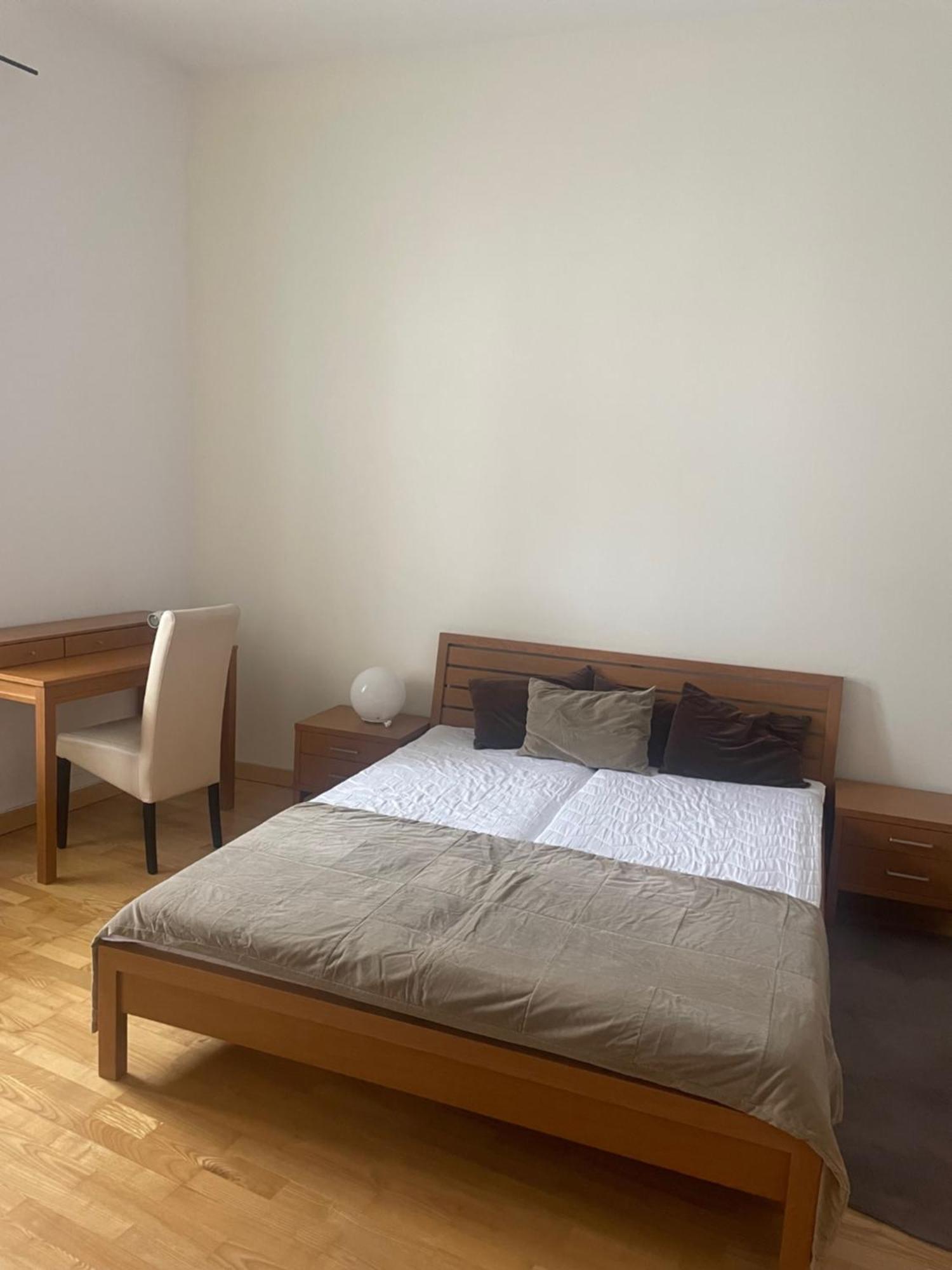 Apartman Pistacia Priame Centrum Bb Banska Bystrica Exterior photo